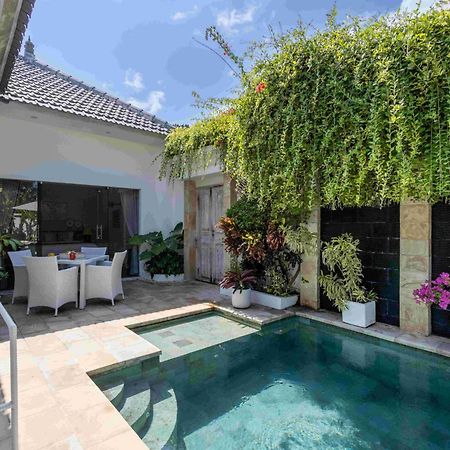 Charming, Villa Sofie - Central Sanur With Refreshing Pool Esterno foto