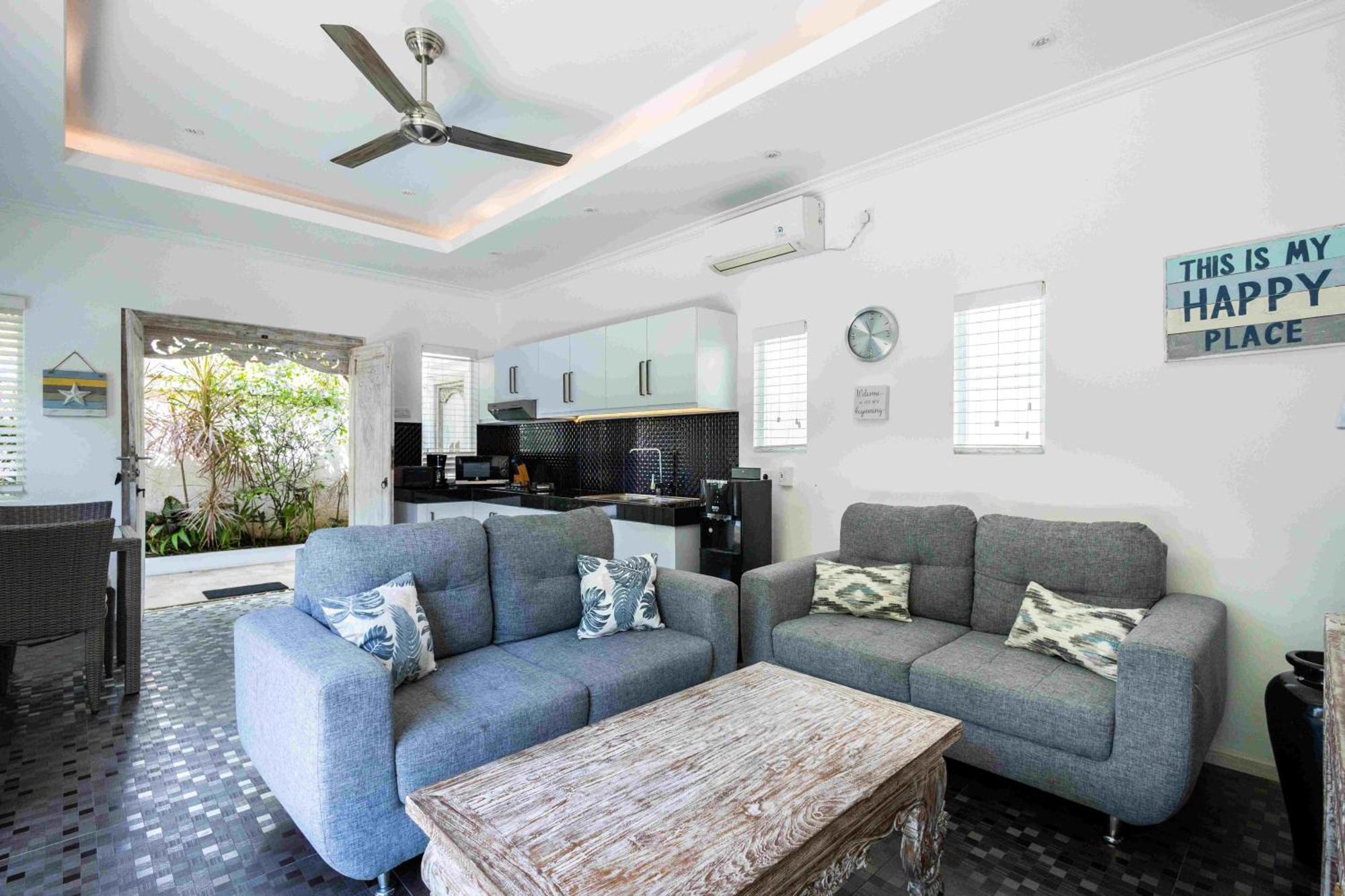 Charming, Villa Sofie - Central Sanur With Refreshing Pool Esterno foto