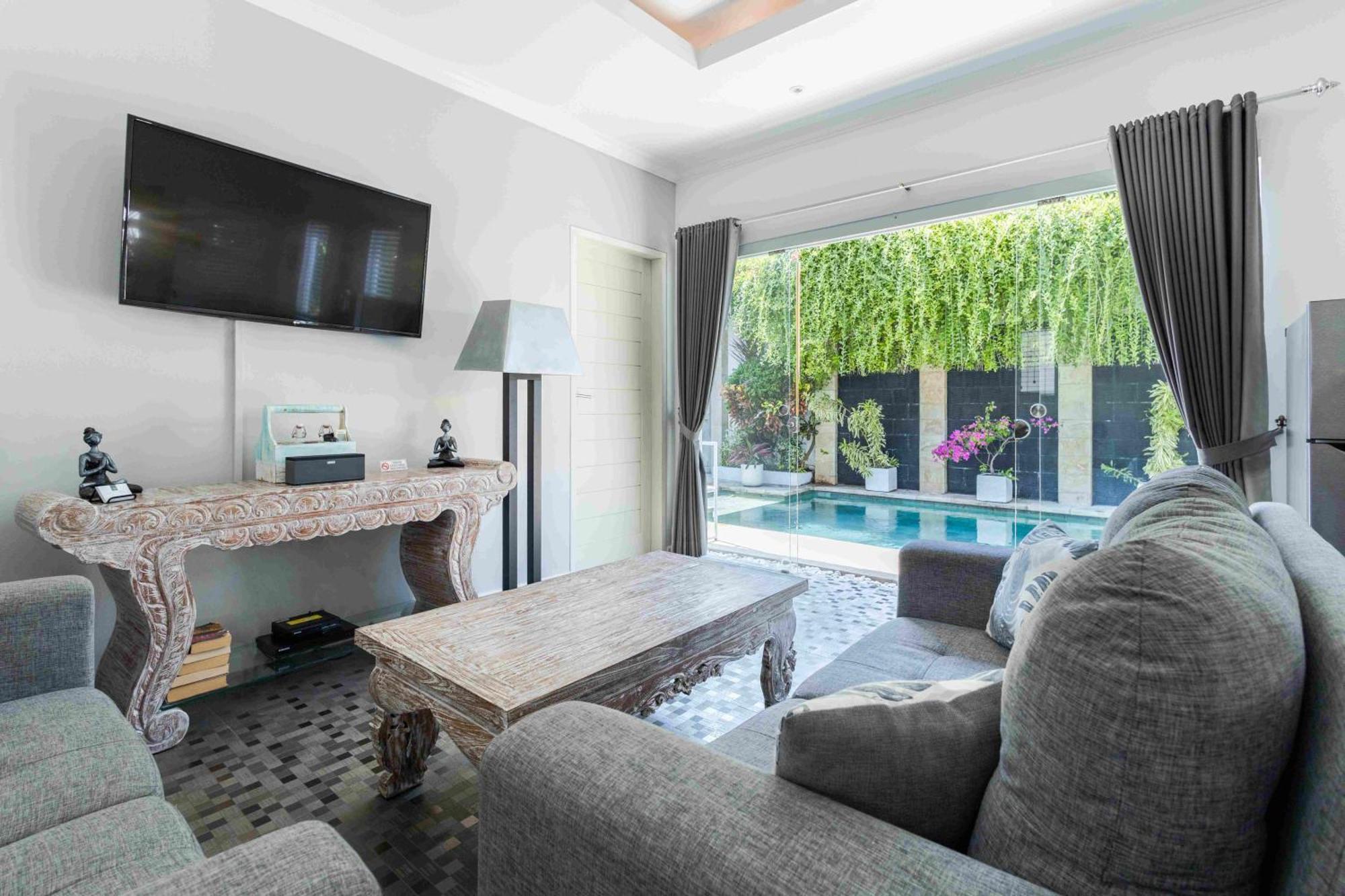 Charming, Villa Sofie - Central Sanur With Refreshing Pool Esterno foto