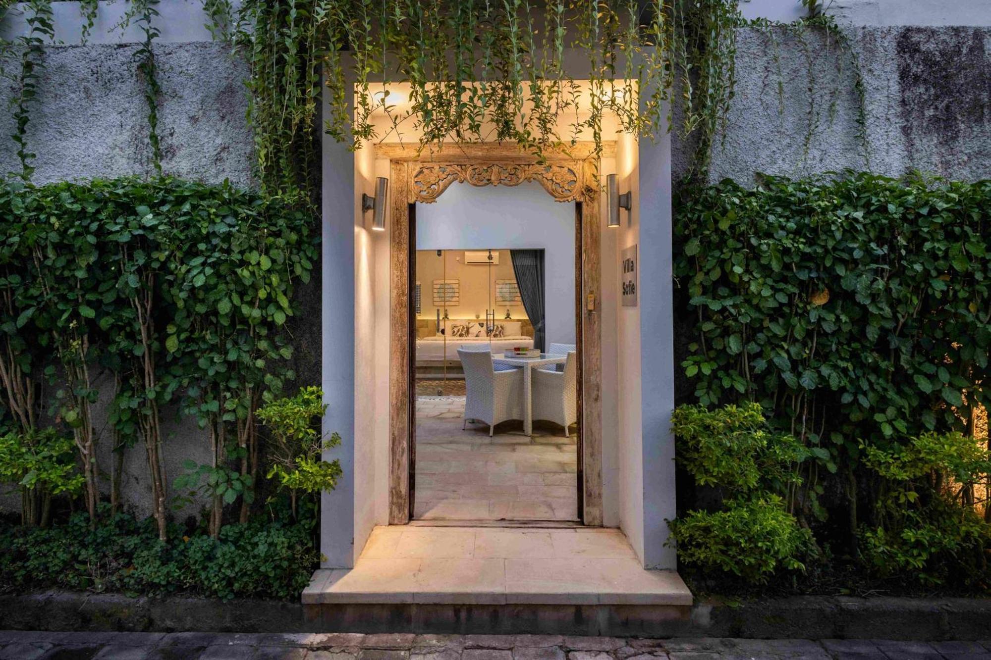 Charming, Villa Sofie - Central Sanur With Refreshing Pool Esterno foto